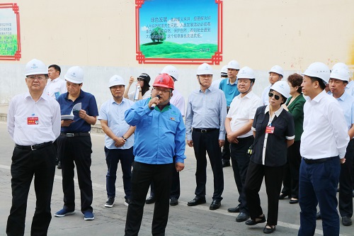 1536799956253436myWD.jpg 十三次黨代表視察調(diào)研.JPG